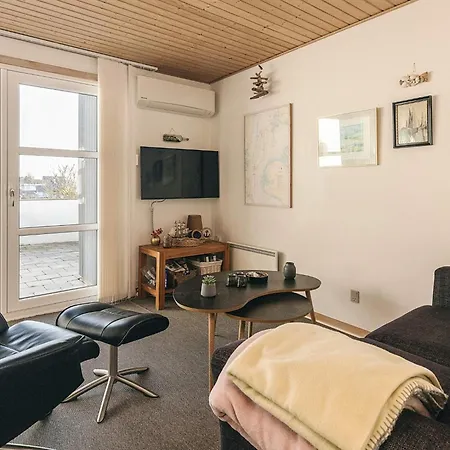 3 Person In Tranekær