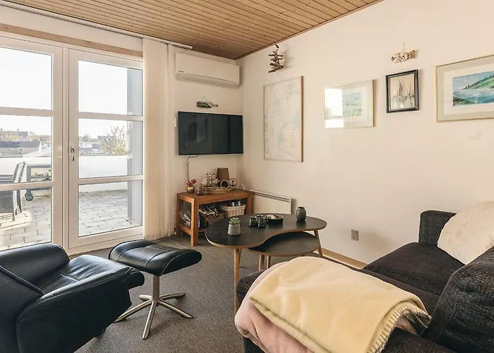 3 Person In Tranekær